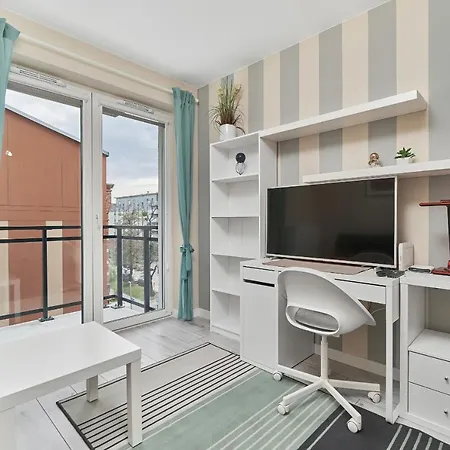 Teczowa With Free Garage By Renters *