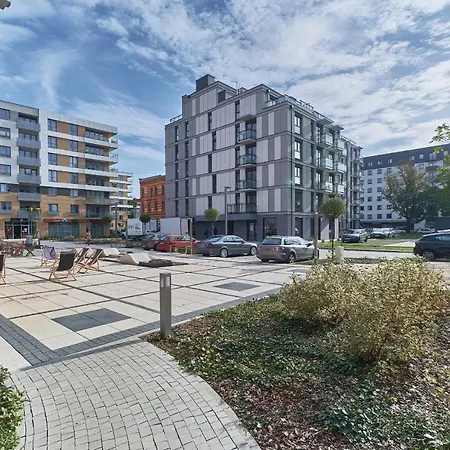 Teczowa With Free Garage By Renters *