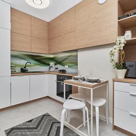 Teczowa With Free Garage By Renters Apartment *